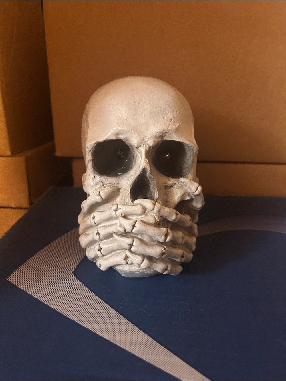 Skull Halloween light up decoration